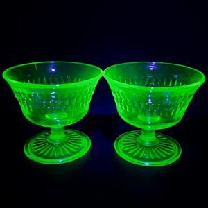Vtg Anchor Hocking Roulette Vaseline Uranium Sherbet Glasses Set of 2